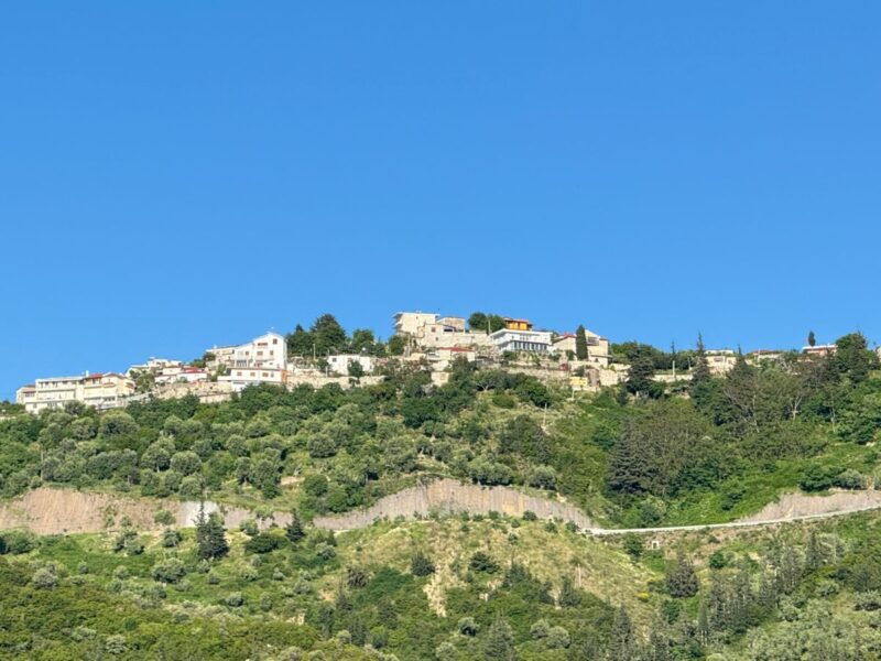 JEPET PRONA PËR INVESTIM ,UJË I FTOHTË,VLORË