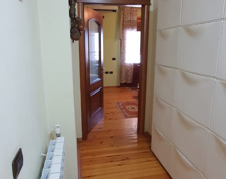 SHITET APARTAMENT PRANE SHKOLLES LEF SALLATA.VLORE