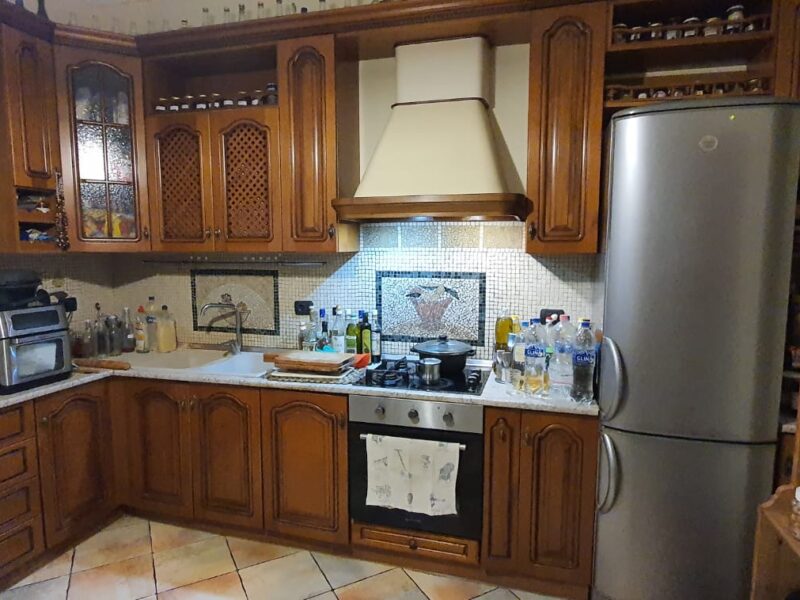 SHITET APARTAMENT PRANE SHKOLLES LEF SALLATA.VLORE