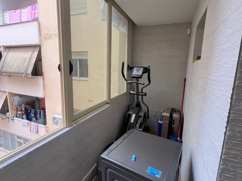 Shitet apartament🔥Tek shkolla e muzikes,Vlorë📍