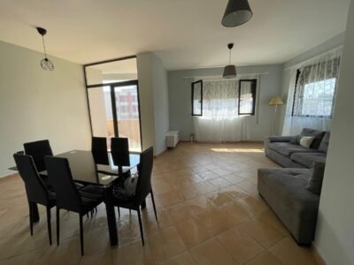 Shitet Apartament Linze,Tirane