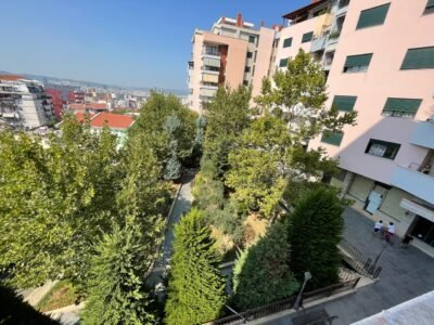 Shitet Apartament Linze,Tirane