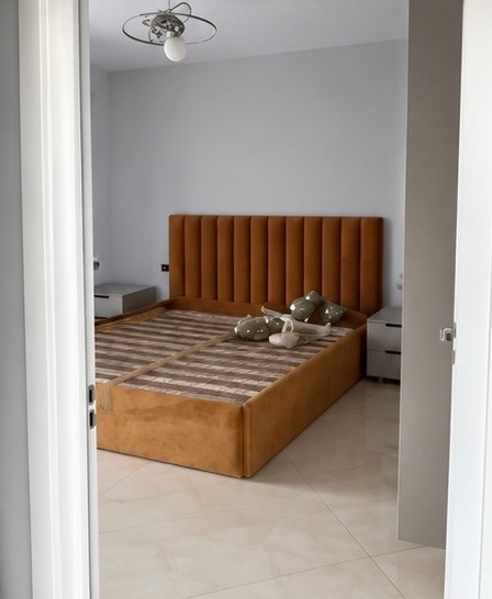 Shitet apartament tek Qytet studenti,Tirane