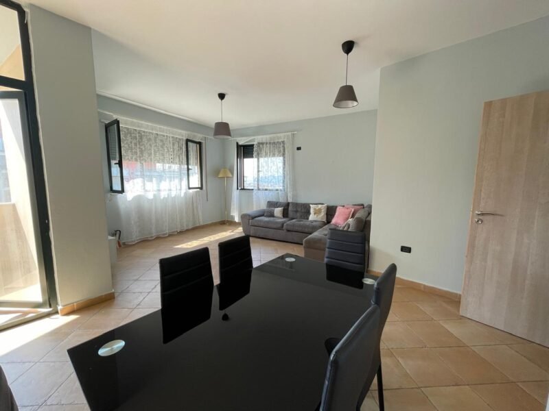 Shitet Apartament Linze,Tirane