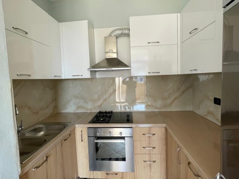 Shitet Apartament Linze,Tirane