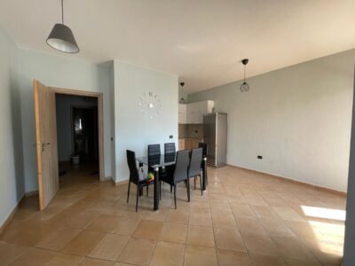 Shitet Apartament Linze,Tirane