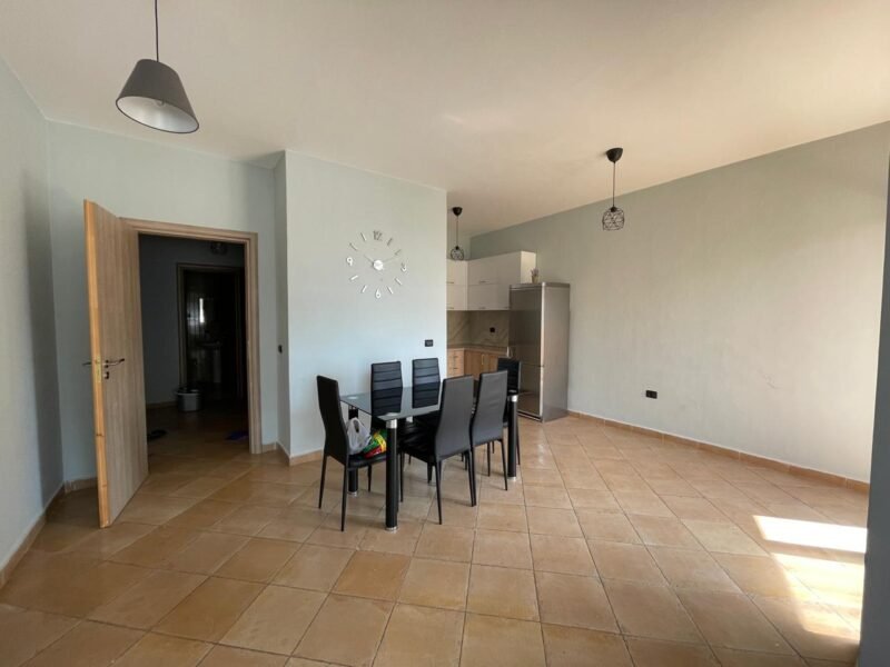 Shitet Apartament Linze,Tirane